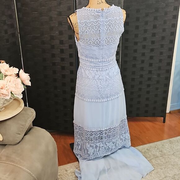NWOT BCBGMaxAzria Blue Lace Maxi Dress Size 4 - Picture 10 of 14